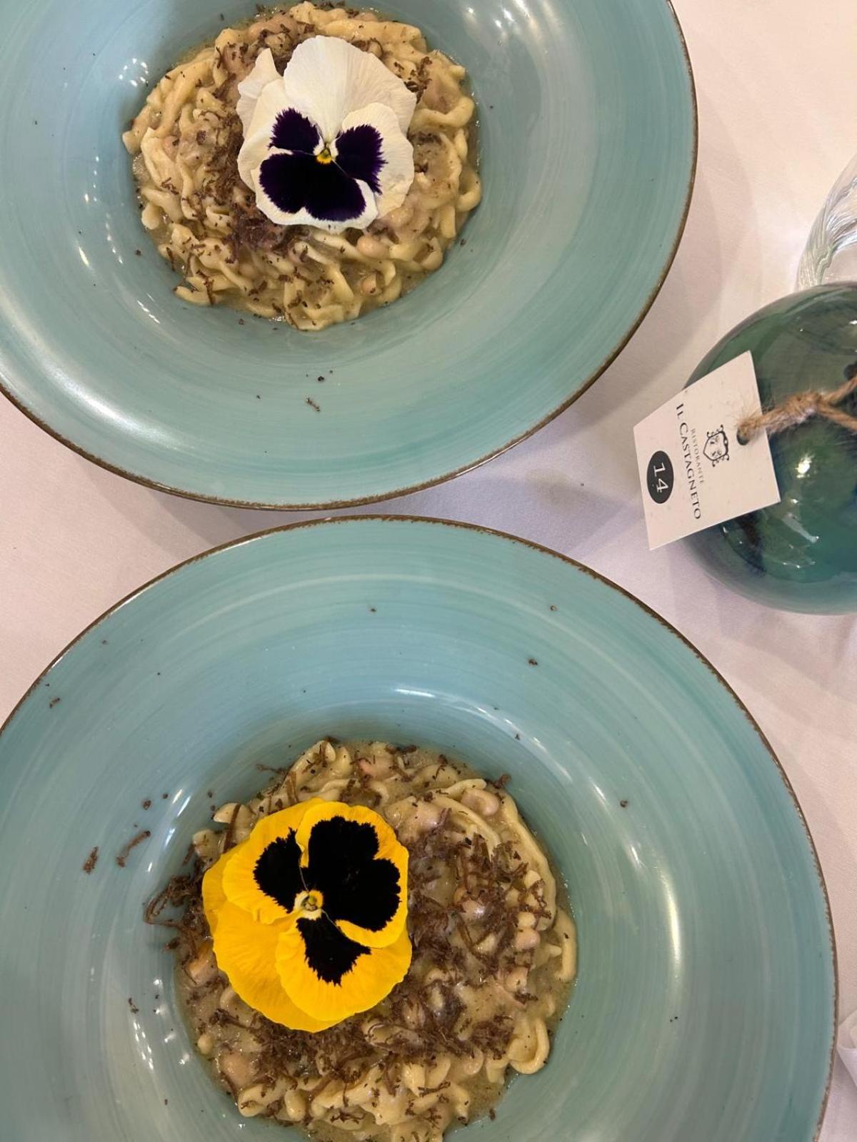 Rooms & Restaurant Il Castagneto カンパーニャ エクステリア 写真